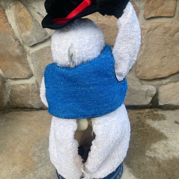 Gemmy Spinning Snowflake Swinging Musical Snow Miser Snowman Plush FOR PARTS - Picture 3 of 10